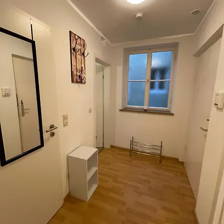 2-zimmer Mit Balkon *