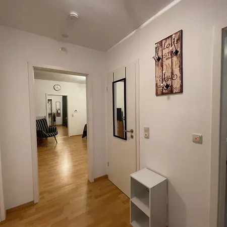2-zimmer Mit Balkon Διαμέρισμα *
