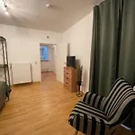 2-zimmer Mit Balkon