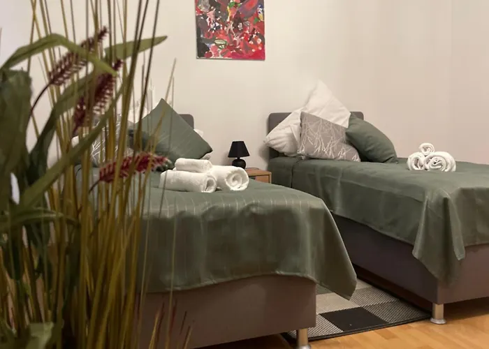 2-zimmer Mit Balkon Lejlighed *