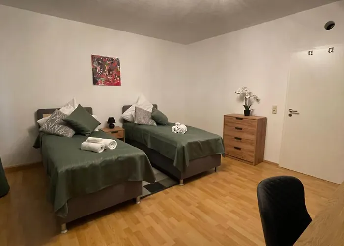 2-zimmer Mit Balkon Apartment *